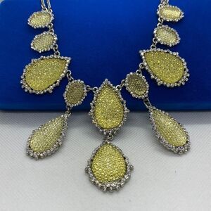 💛 Aldo Yellow & White Statement Necklace